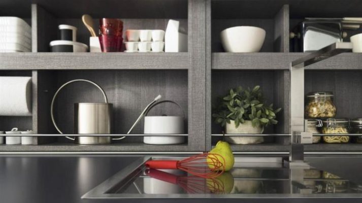 Detalles decorativos en muebles de cocina.